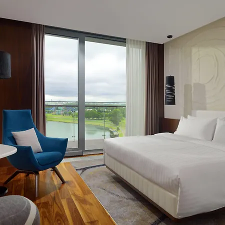 Marriott Hotel 5*