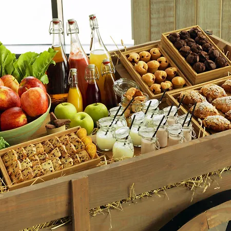 Hotel Marriott 5*